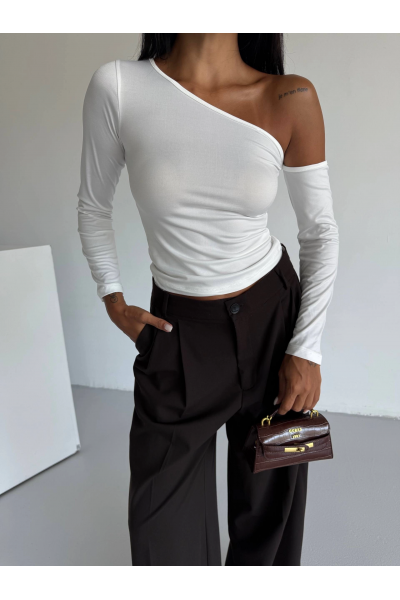 Omuz detaylı kollu bluz beyaz f2336