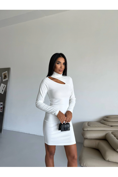 Boğazlı gögüs dekolteli elbise beyaz f2333