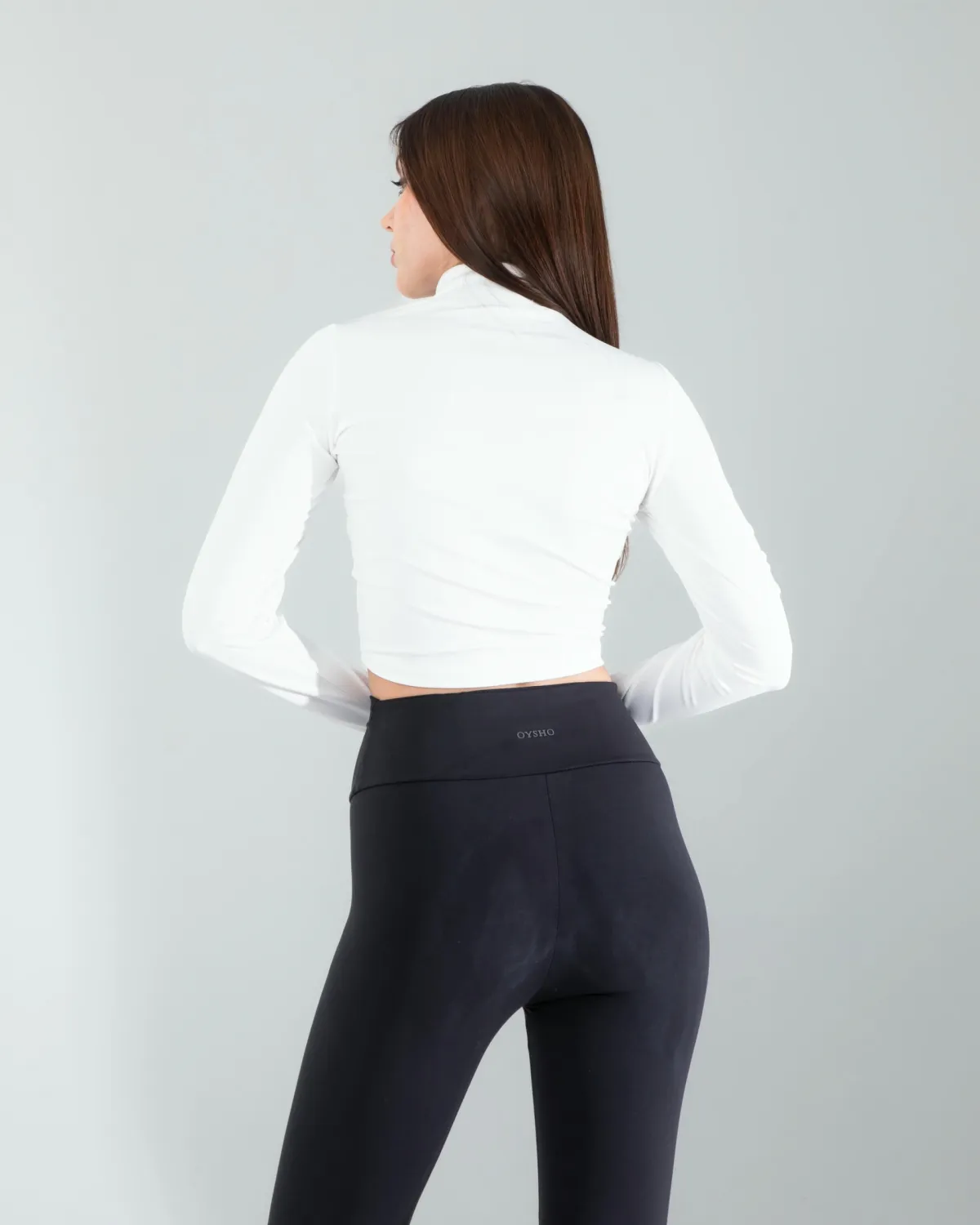 Beyaz Renkli Parmak Geçmeli Spor Body — görsel 5 · KV2025010124