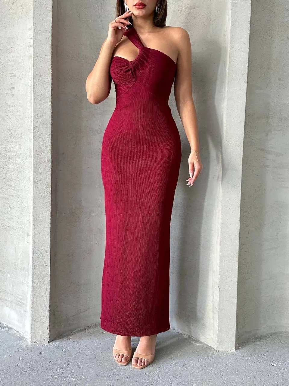 Krinkıl tek omuz uzun elbise bordo s25455 — görsel 4 · 4U9IAHB841