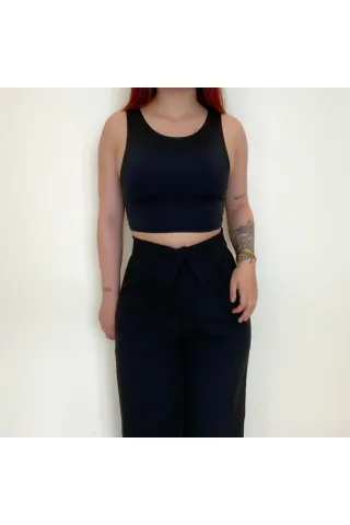 Siyah Kalın Askılı Scuba Kumaş Crop — görsel 2