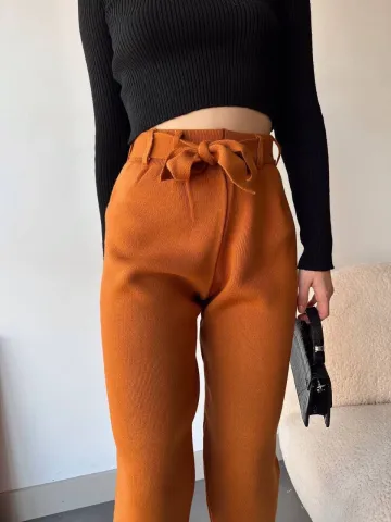 Kendinden kemerli triko pantolon camel — görsel 2