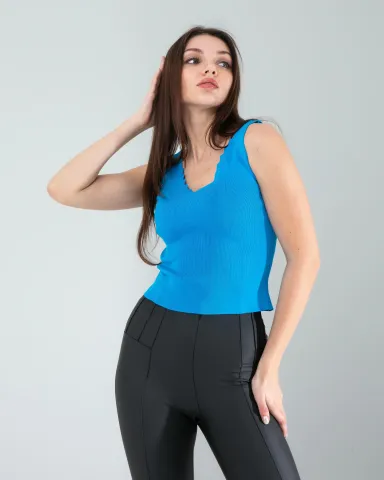Mavi Merdiven Yaka Kalın Askı Crop Bluz — görsel 3