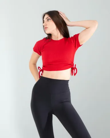 Kırmızı Yandan Büzgülü Crop — görsel 1